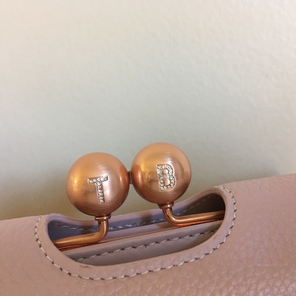 Ted Baker London JOSIEY BOBBLE SCRIPTED WALLET - Picture 3 of 8